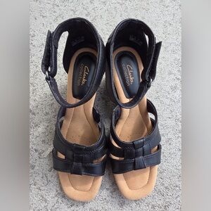 Clarks Black Strappy Ankle‑Wrap Sandals